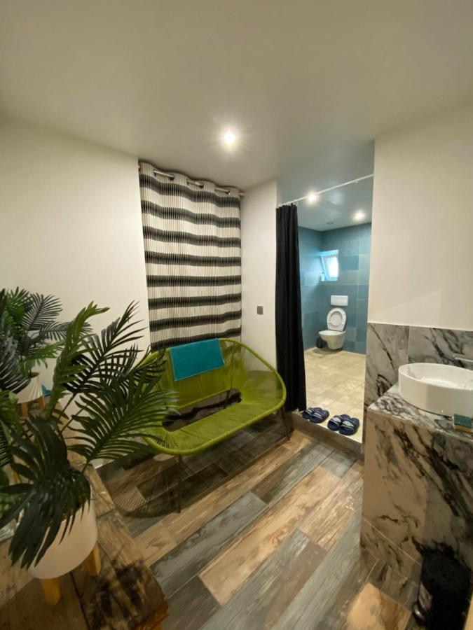 Cosmic Jacuzzi Acomodação com café da manhã Arles Exterior foto